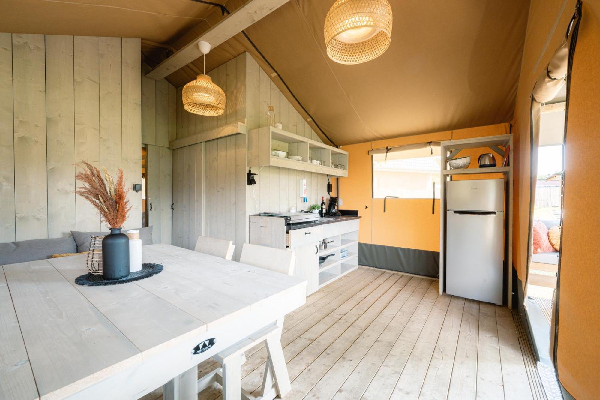 Glampingzelt Family - Lodge Soltau Eksteriør billede