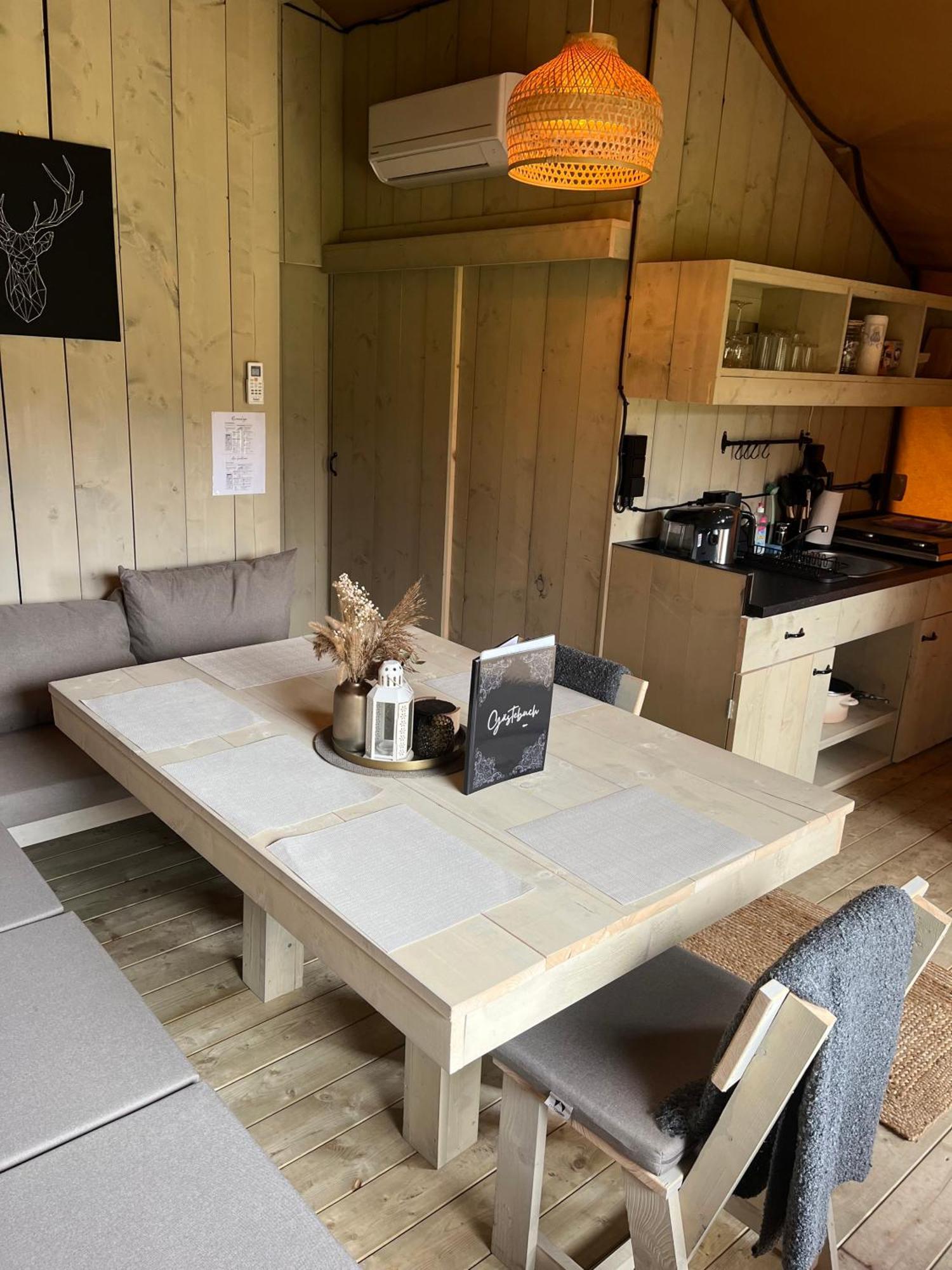 Glampingzelt Family - Lodge Soltau Eksteriør billede